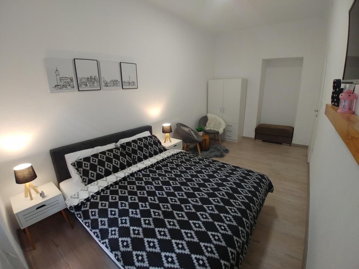 Apartments Sari ซาราเยโว ภายนอก รูปภาพ