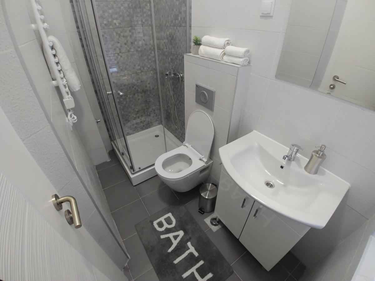 Apartments Sari ซาราเยโว ภายนอก รูปภาพ